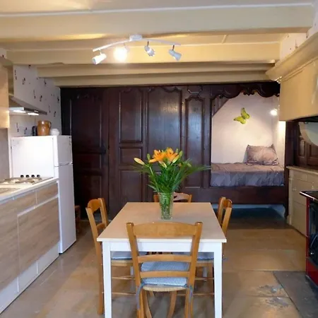 Renove Avec Charme, Garage Et Velos A Disposition - Fr-1-611-36 Holiday home Chaumont-la-Ville
