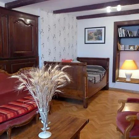 Semesterbostad Renove Avec Charme, Garage Et Velos A Disposition - Fr-1-611-36 Chaumont-la-Ville